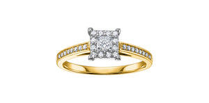 Engagement Ring 10 Karat Gold - Princess Cut